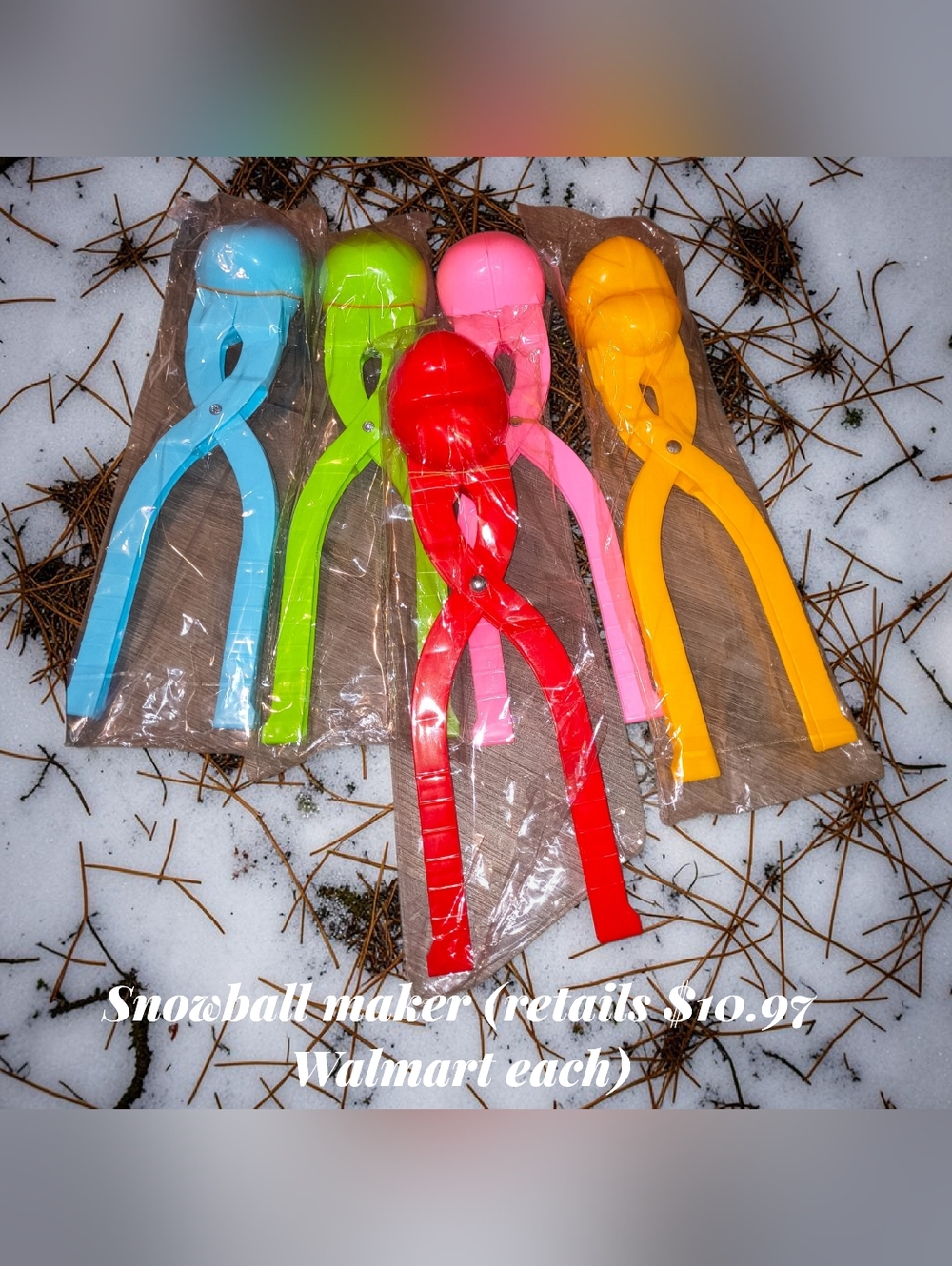 ⭐Pending Trade ⭐BUNDLE Colorful Plastic Snowball Makers -